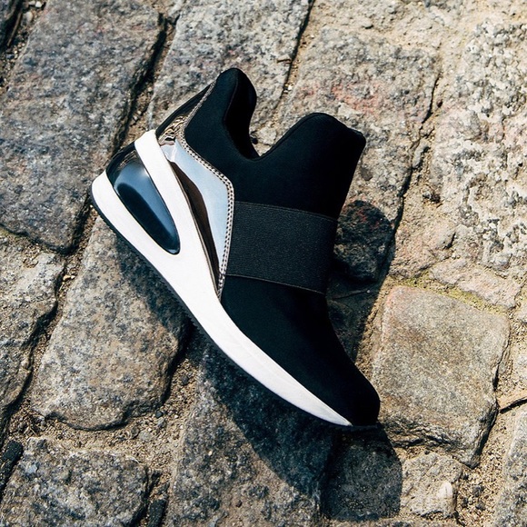 DKNY Faux Fur Borg Wedge Sneaker Boots (SOLD) - Picture 9 of 10